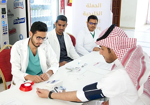 جامعة الطائف تطلق حملة توعية مجتمعية بمرض السرطان