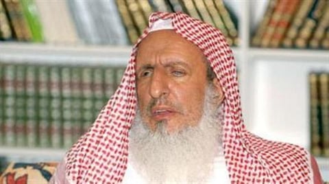 المفتي: الدعاء لولاة أمرنا أمر مهم ومطلوب: بصلاحهم واستقامتهم تصلح الأحوال وتستقيم الأمور