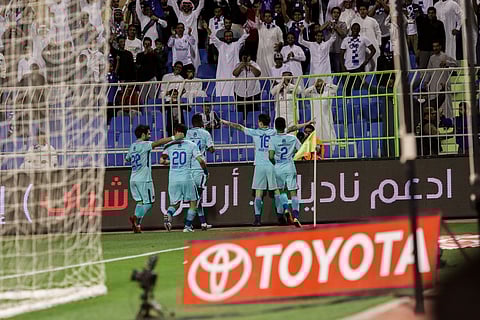 بالصور.. "صاروخية" ميليسي تحلق بالهلال في الصدارة