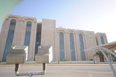 مصادر: "الخدمة المدنية" تتجه لإبلاغ الجهات الحكومية لتطبيق التصنيف الإجباري للموظفين
