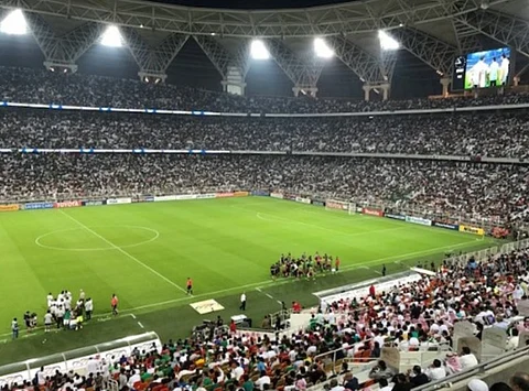 آل الشيخ يوجِّه بتقديم سيارتَيْن في مباريات "كأس الملك" و"الدوري".. ودخول مجاني للجماهير