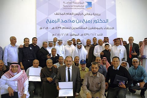 الخطوط الحديدية تحتفي بـ 70 من متقاعديها