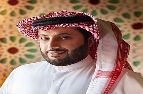 آل الشيخ يوجّه بشراء 30 ألف تذكرة لجماهير الأهلي في مباراة الجزيرة الإماراتي