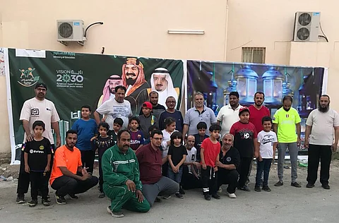 "أهالي الحرازات " يطلقون مبادرة المشي بمشاركة أطفال الشموع