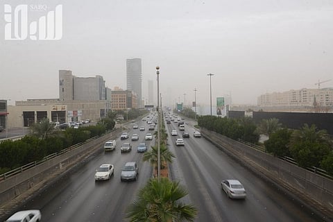 بينها الرياض.. الأرصاد: استمرار هطول الأمطار الرعدية على هذه المناطق