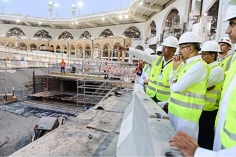 وزير المالية يتفقد التوسعة الثالثة والمشاريع المرتبطة بالحرم المكي