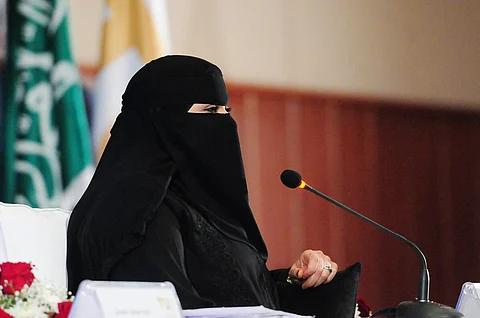 "مستورة الشمري": تنامي دور المرأة استلزم وجود إجراءات نظامية لحمايتها من التحرش