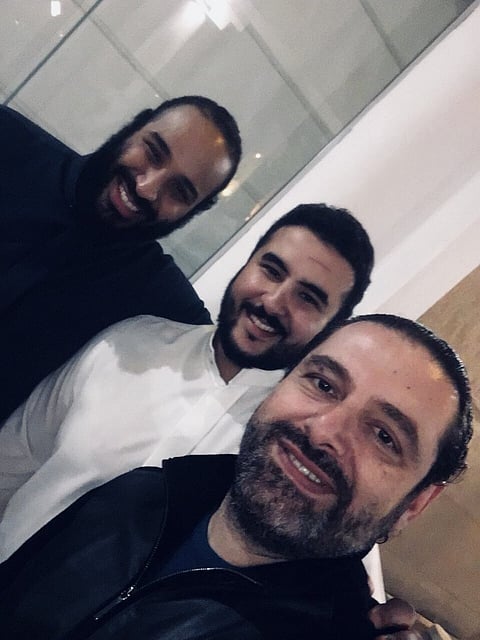 الحريري يلتقط "سيلفي" مع ولي العهد وخالد بن سلمان