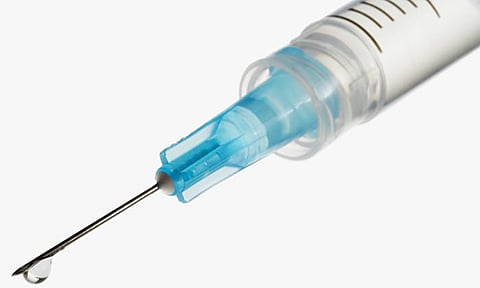 مجهولة تحقن طالبة بإبرة داخل مول وتختفي عن الأنظار.. وشرطة الطائف تحقق