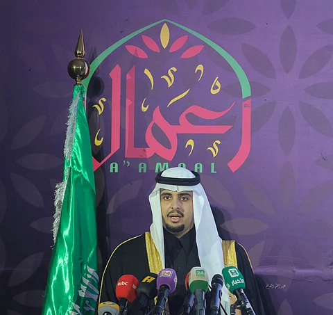 "بن عبدالرحمن" يشكر "الصالح" لتبرعه بـ 300 ألف ريال لـ"أعمال"