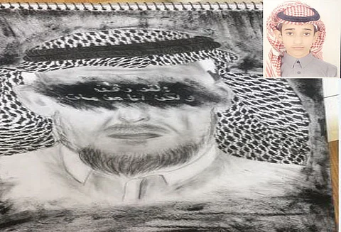"رسمة" طالب لوالده المتوفَّى تتصدر مواقع التواصل بحائل