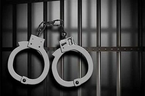 مكة .. مقيم بمنصب مسؤول يغرر بمواطنات بدعوى التوظيف