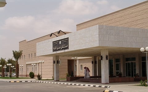 واقعة احتجاز موظفي "نزاهة" ببلدية الطوال لم تكن الأولى.. سبقتها مستشفى صبيا