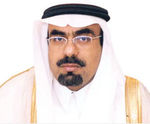 في أولى قراراته ..أمين مكة يعيد هيكلة بعض الإدارات العليا بالأمانة