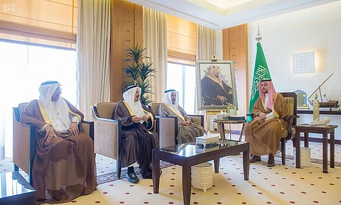 نائب أمير القصيم يستقبل عدداً من أهالي بريدة