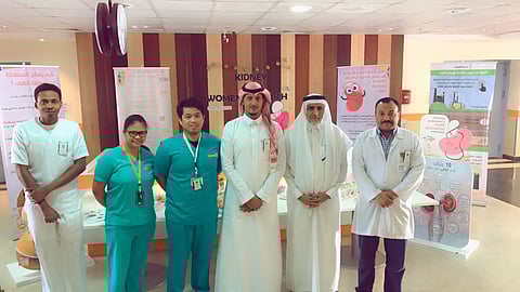 مركز غسيل الكلى ببلجرشي يحتفل باليوم العالمي للكلى وصحة المرأة