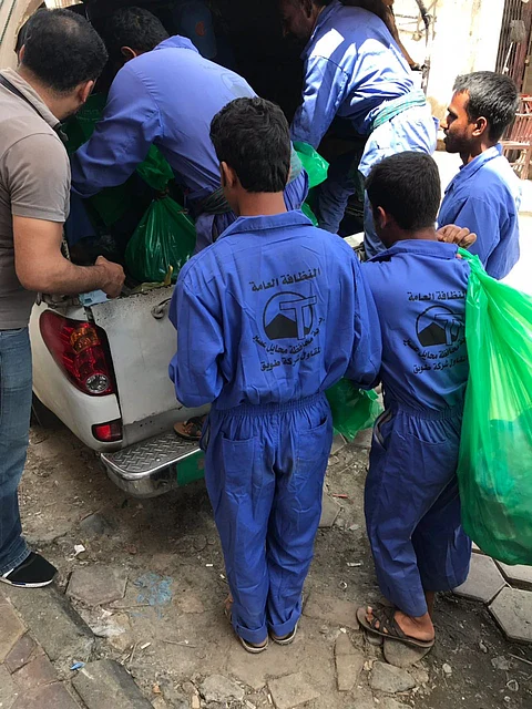 محايل ..بلاغ مواطن يضبط عمالة تمارس ذبح المواشي داخل شقة