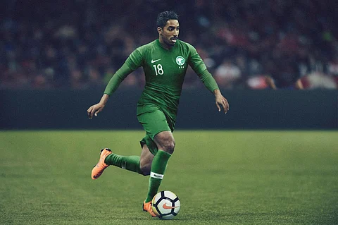 بالصور.. الكشف عن طقم المنتخب السعودي في مونديال روسيا
