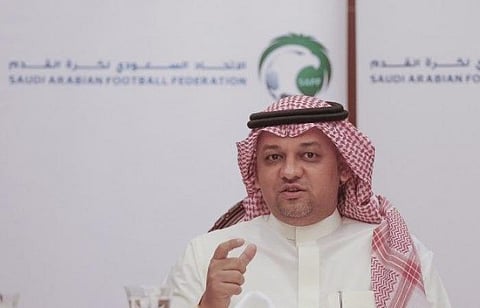 عزت يعلن السماح للاعبين الدوليين بالمشاركة في نهائي كأس الملك