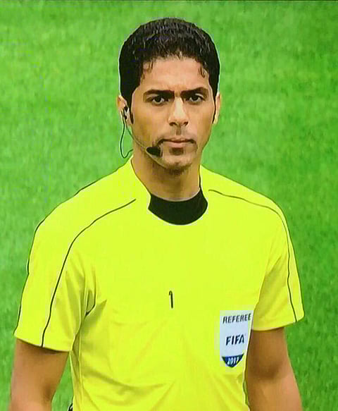 الاتحاد الآسيوي يكلف طاقماً سعودياً لتحكيم مبارة "سامسونج" وسيدني"