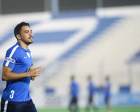 الهلال : الإصابة تهدد مشاركة "سيروتي" أمام الأهلي