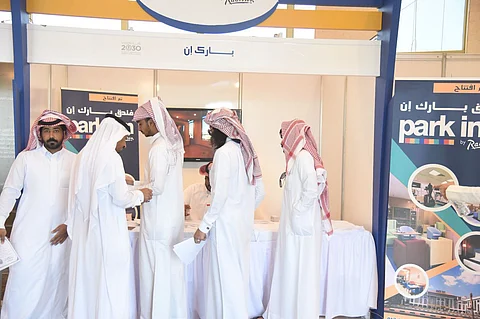 إقبال واسع على فعاليات يوم المهنة الثاني بجامعة نجران