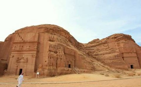 "لوموند الفرنسية": مدائن صالح "كنز حضاري عالمي"