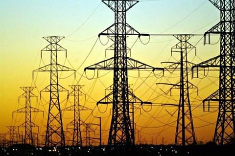 أهالي منازل طريق المدينة: وعود إيصال الكهرباء لم تتحقق.. فهل يتدخل المجلس البلدي؟