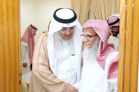"البواردي" يزور الشيخ "الجوفان" ورئيس محكمة شقراء في منزلَيْهما
