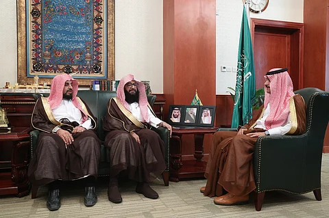 مدير فرع الأمر بالمعروف بالرياض يزور المجمعة