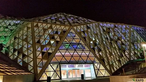 بدء أول عرض للسينما في السعودية الأربعاء القادم.. وسعر التذكرة 50 ريالاً