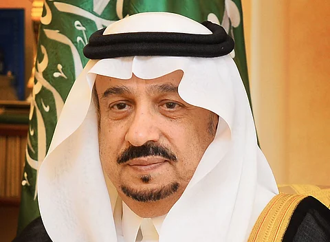 أمير الرياض يهنئ القيادة بنجاح القمة العربية الـ29
