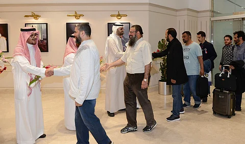 جامعة "المؤسس" تستقبل 15 طالباً وطالبة حققوا إنجازاً عالمياً