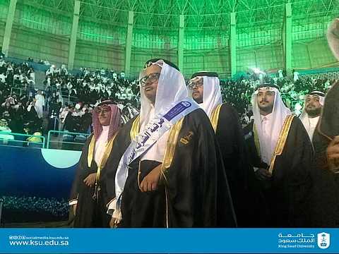 في حفل خريجي جامعة الملك سعود.. العائلات: فرحتنا لا توصف.. وأُمّ خريج: سعادتي مثل يوم ولادته