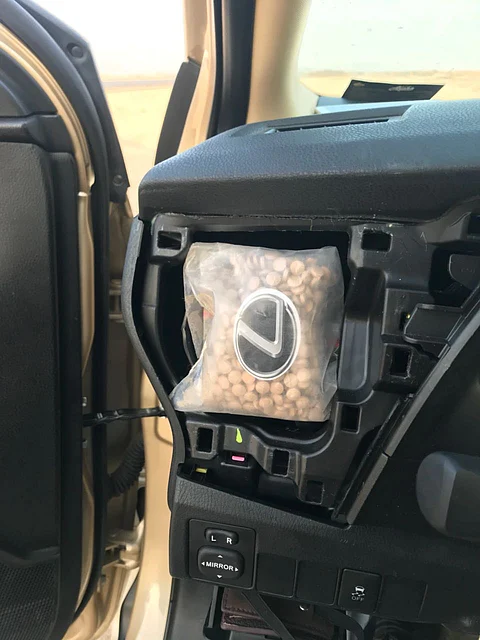 أمن طرق الليث يضبط مواطنًا بحوزته 990 حبة كبتاجون