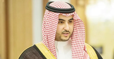 خالد بن سلمان يعبر عن حزنه لوفاة هذه السيدة الأمريكية