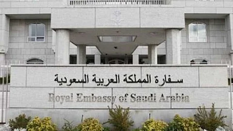 السفارة في ماليزيا تحذّر من لصوص الدرّاجات النارية: لا تحملوا الأشياء الثمينة