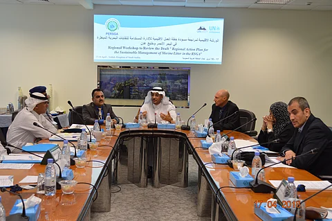 دول البحر الأحمر وخليج عدن تتبنى خطة للتصدي للنفايات البحرية