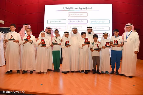 تعليم جدة يتوج 60 طالباً وطالبة بجوائز أولمبياد رياضيات الشمال