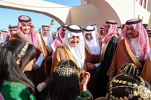 بالصور.. أمير الشرقية يفتتح مهرجان الساحل الشرقي بكورنيش الدمام