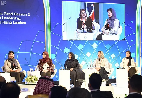 المرأة السعودية .. طموحٌ بلا حدود وإنجازاتٌ علمية وعملية على المستويين المحلي والعالمي