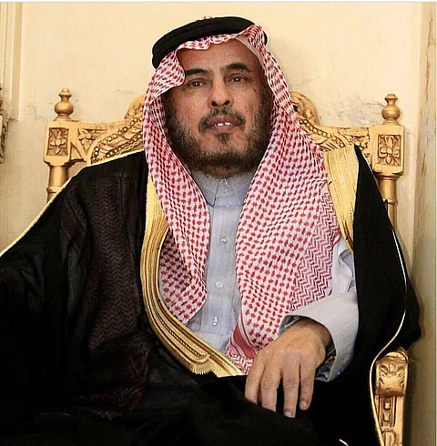 افتخر بأحد أفرادها.. هكذا استنكر شيخ "آل بن رياع" جريمة ابن قبيلتهم تجاه رجال أمن