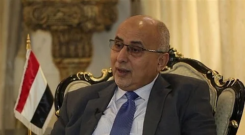 الحكومة اليمنية تندد بالصمت الدولي تجاه جرائم الحوثيين في تعز