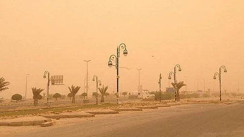 3 تنبيهات جديدة لـ "الأرصاد" أحدها متقدم: رياحٌ وأتربة وسُحب مُمطرة