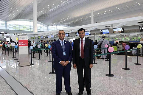 "السعودية" تحتفل بتسيير أول رحلاتها من صالة "T2" الجديدة في مطار"بايون"
