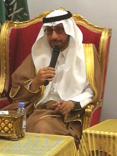في لقائه بمشايخ القبائل.. محافظ أبو عريش يدعو للتعاون مع الجهات الأمنية لمكافحة الجرائم