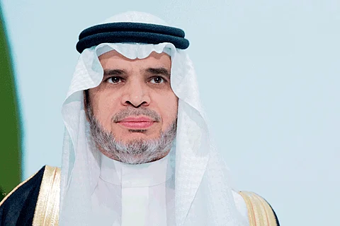 "العيسى" يعلن عن 5 مزايا تحفيزية للمعلمين الملتحقين بالدورات الصيفية