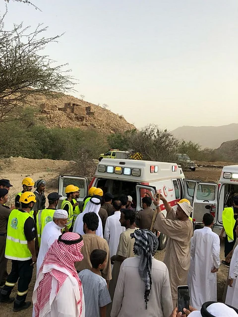 "هلال الباحة": فرقنا الإسعافية تمركزت 9 ساعات لمباشرة حادثة مفقودي "جبل عياس"