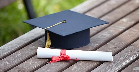 "مشاعل الغامدي" تحصد الدكتوراه من جامعة الإمام