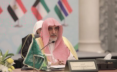"آل الشيخ" : نشر الدعوة الإسلامية من الجهلاء بالشريعة أكبر التحديات
